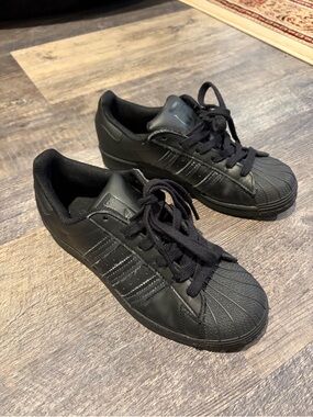 Adidas Superstar